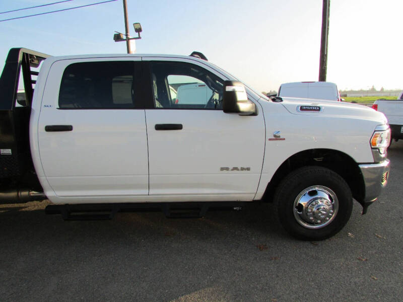 2024 RAM 3500 SLT