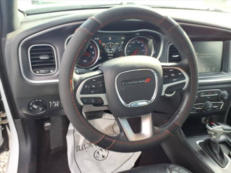 2016 Dodge Charger SXT