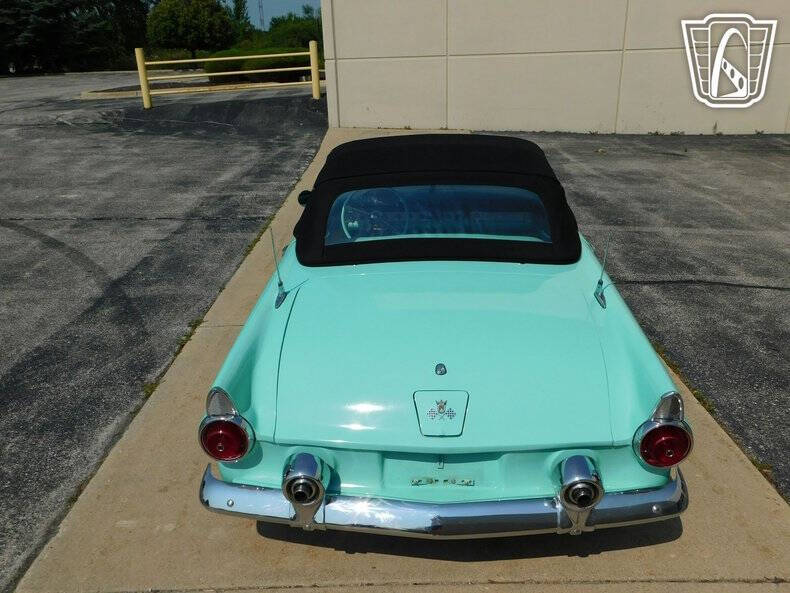 1955 Ford Thunderbird