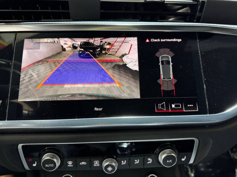 2023 Audi Q3 quattro S line Premium 45 TFSI