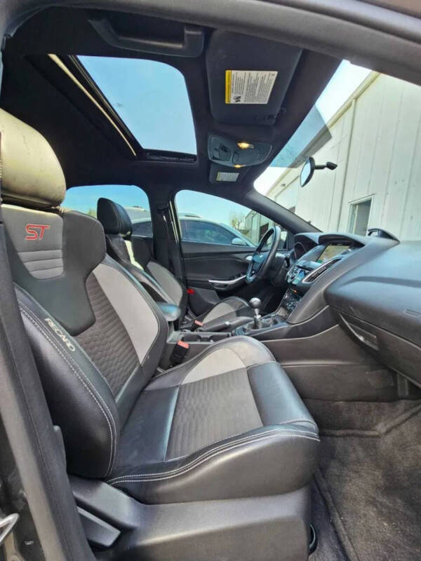 2017 Ford Focus ST