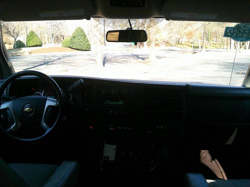 2017 Chevrolet Express LT 3500