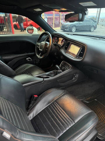 2015 Dodge Challenger R/T Plus Shaker