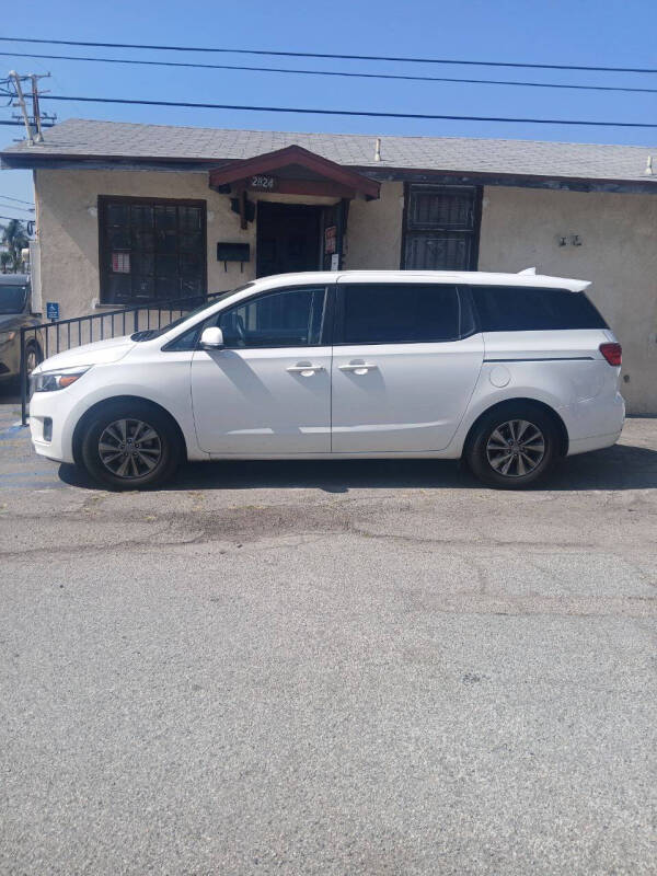 2017 Kia Sedona LX