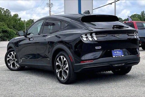 2025 Ford Mustang Mach-E Select