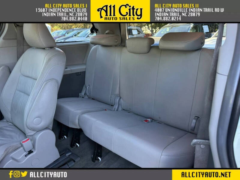2015 Toyota Sienna