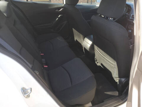 2015 Mazda MAZDA3 i Touring