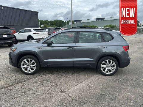 2023 Volkswagen Taos for sale at Auto Center of Columbus in Columbus OH