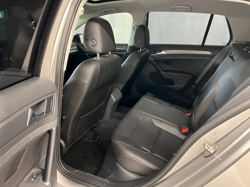2020 Volkswagen Golf TSI