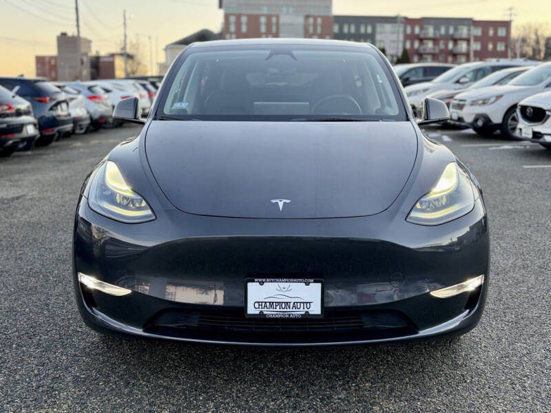 2024 Tesla Model Y Long Range
