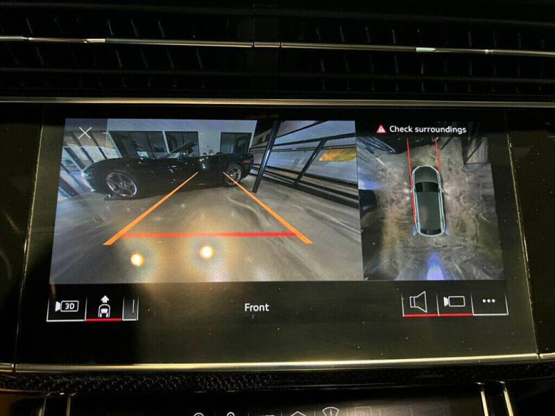 2022 Audi SQ8 4.0T quattro Prestige