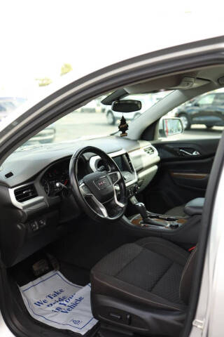 2018 GMC Acadia SLE-2