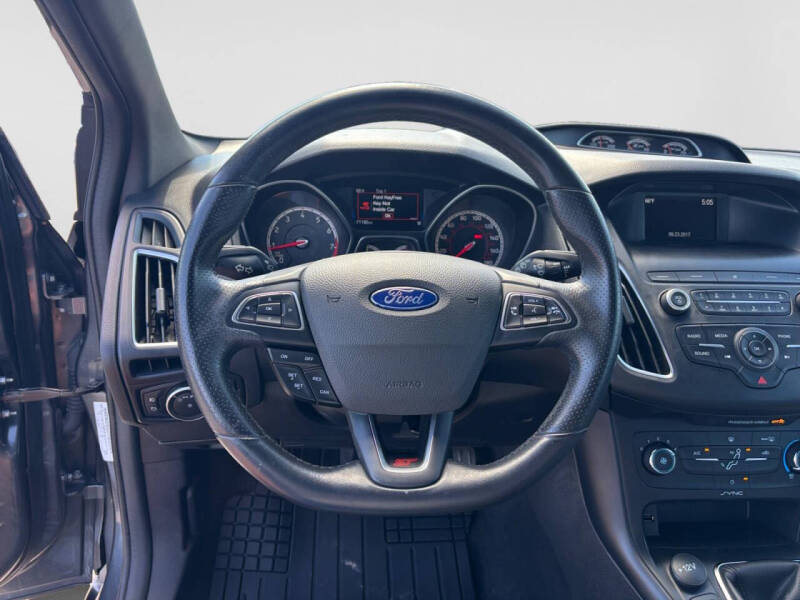 2018 Ford Focus ST