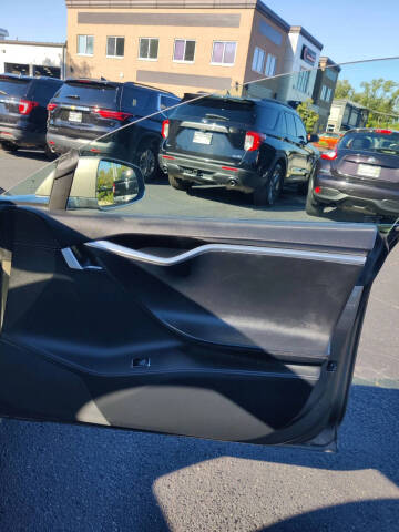 2015 Tesla Model S