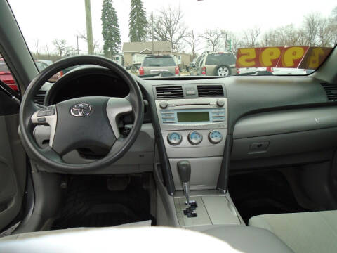 2009 Toyota Camry LE