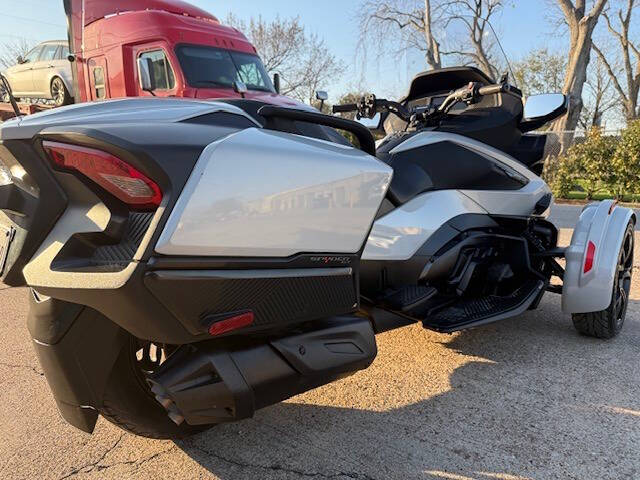 2021 Can-Am Spyder RT
