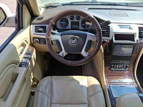 2011 Cadillac Escalade Premium