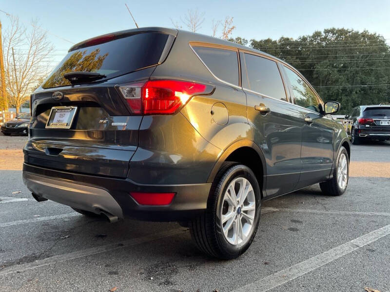 2019 Ford Escape SE