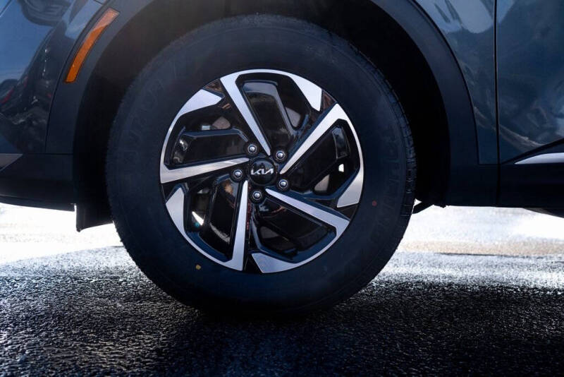 2023 Kia Sportage Hybrid LX