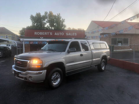 2004 GMC Sierra 2500HD for sale at Roberts Auto Sales in Millville NJ