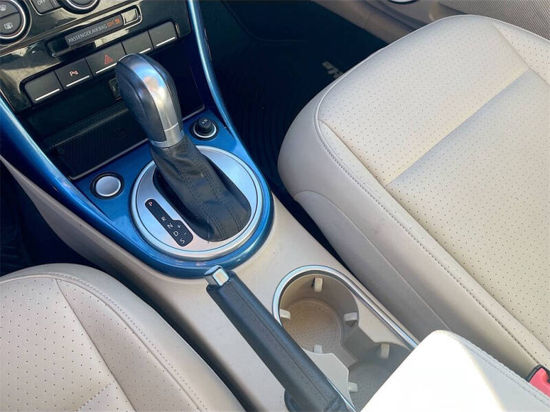 2019 Volkswagen Beetle 2.0T SE