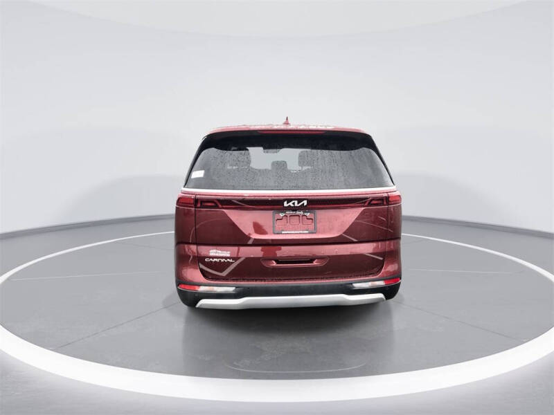2024 Kia Carnival