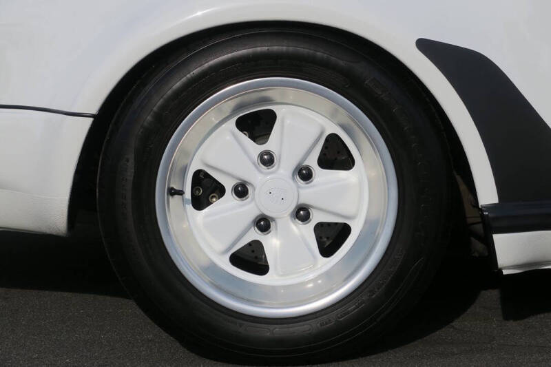 1989 Porsche 911 Carrera Speedster