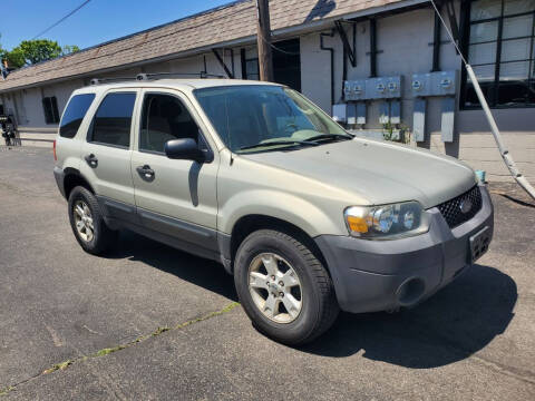 2005 Ford Escape for sale at REM Motors in Columbus OH