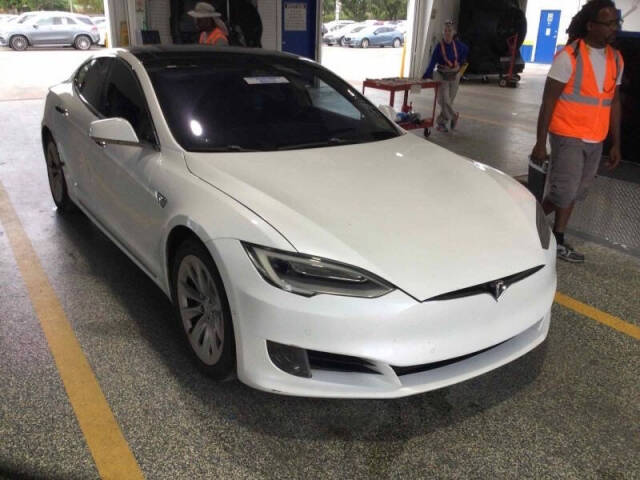 2017 Tesla Model S 60 photo 2