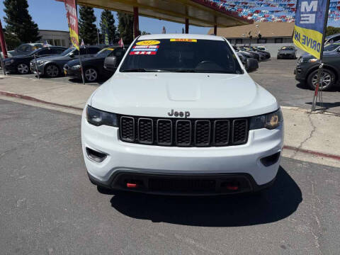 2017 Jeep Grand Cherokee Trailhawk