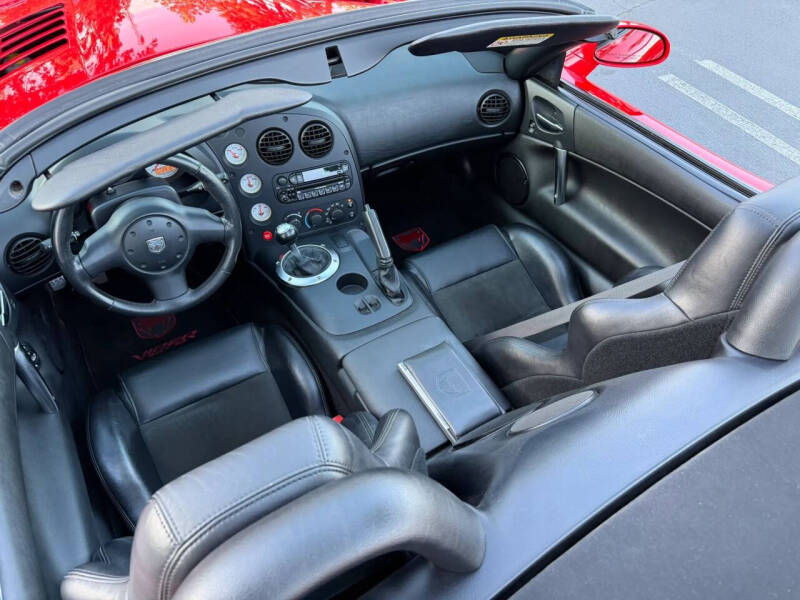 2003 Dodge Viper SRT-10