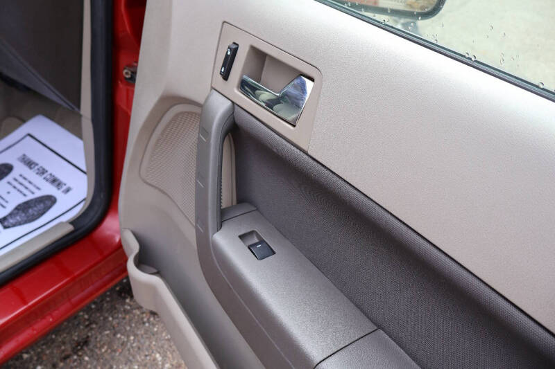2010 Ford Focus SES