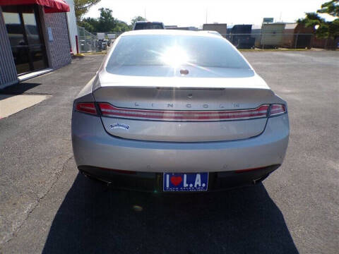 2016 Lincoln MKZ