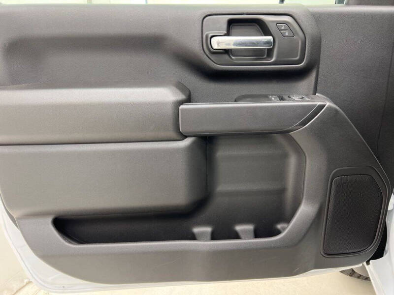 2025 GMC Sierra 2500HD Pro