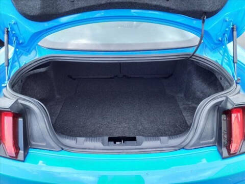 2022 Ford Mustang EcoBoost