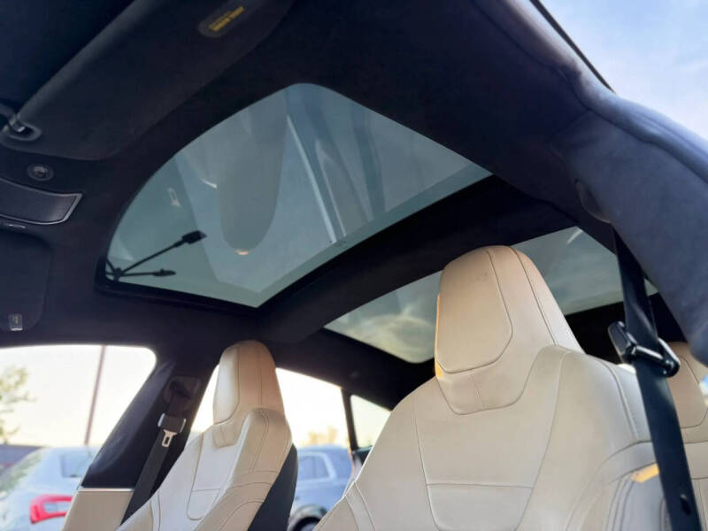 2016 Tesla Model S