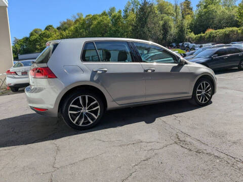 2016 Volkswagen Golf TSI SE