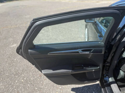 2016 Ford Fusion Energi SE Luxury