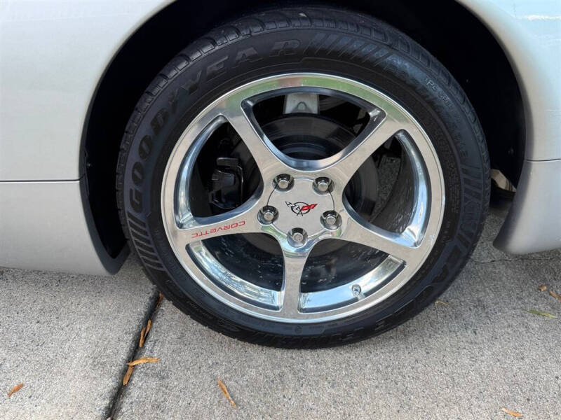 2004 Chevrolet Corvette