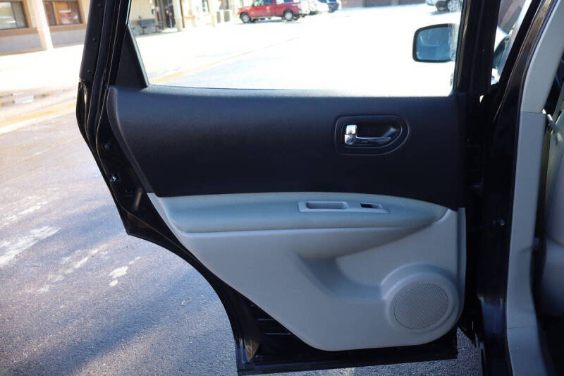 2014 Nissan Rogue Select S
