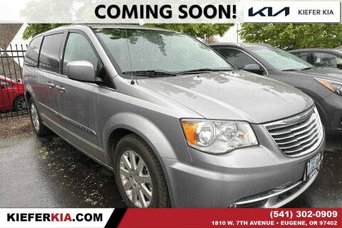 2016 Chrysler Town and Country for sale at Kiefer Kia in Eugene OR
