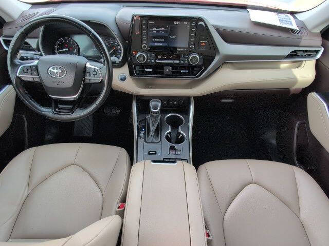 2021 Toyota Highlander XLE