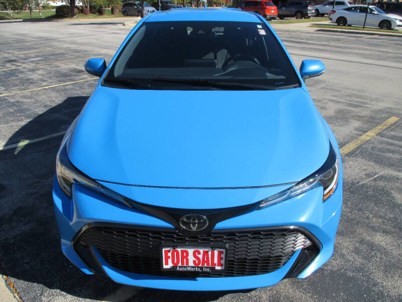 2020 Toyota Corolla Hatchback SE photo 3