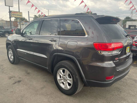 2017 Jeep Grand Cherokee Laredo