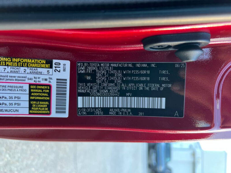 2025 Toyota Sienna Limited 7-Passenger