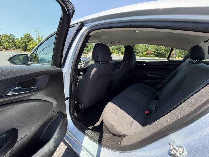 2018 Chevrolet Cruze LS Auto