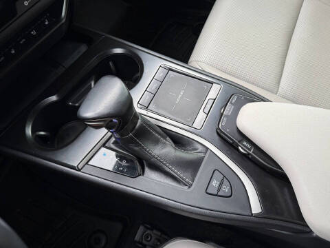 2021 Lexus UX 250h