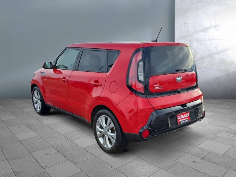 2016 Kia Soul +