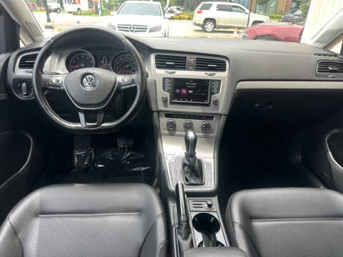 2016 Volkswagen Golf