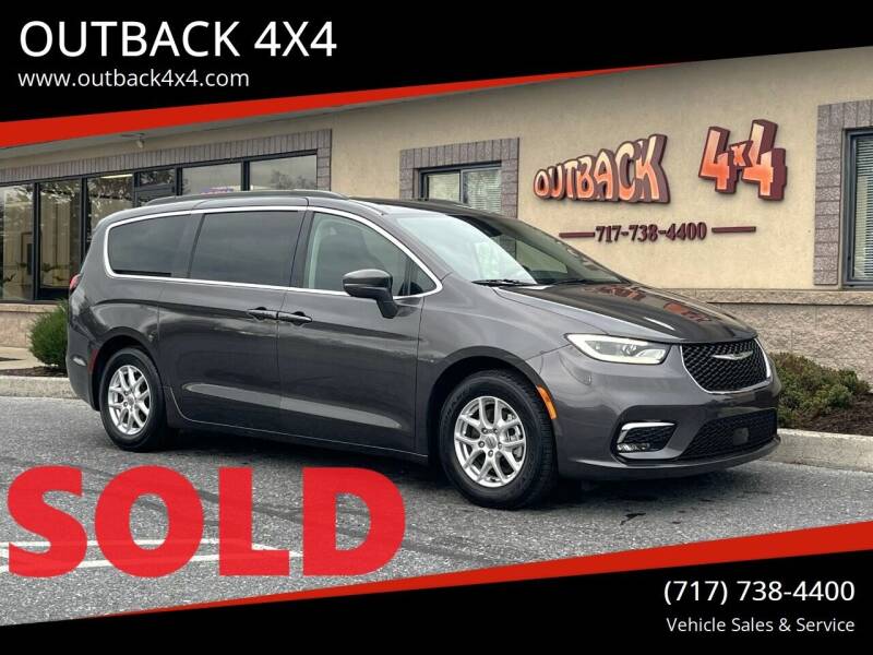 2022 Chrysler Pacifica for sale at OUTBACK 4X4 in Ephrata PA